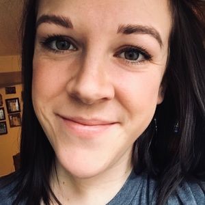 Meet your Posher, Jenna